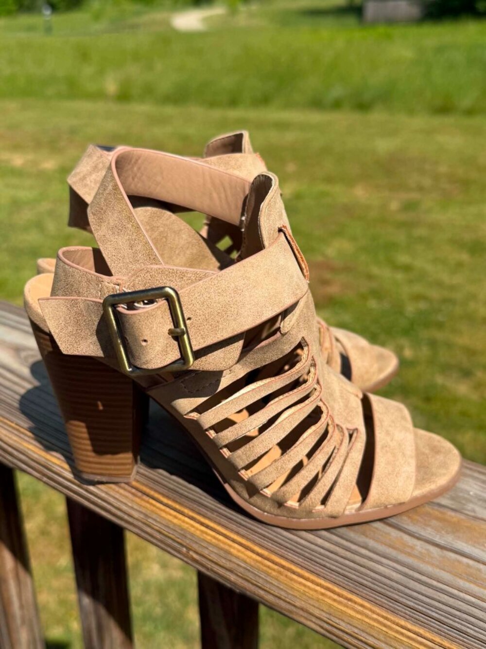 Diba True Strappy Block Heels Taupe Boho Festival Western Chic 3411 size 7